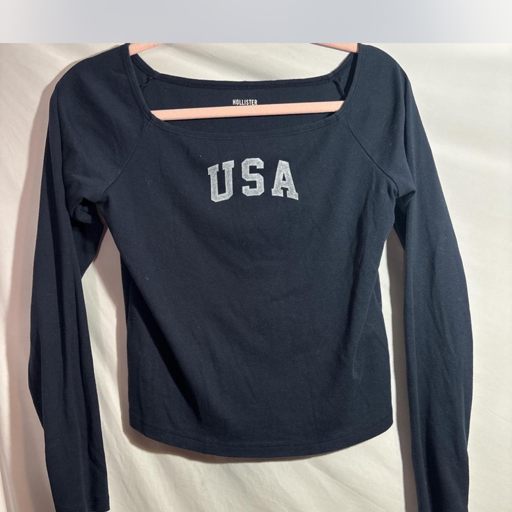 Hollister Women's blue Long Sleeve Top